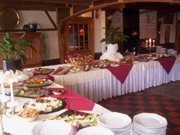 #10244 - Koud en warm buffet