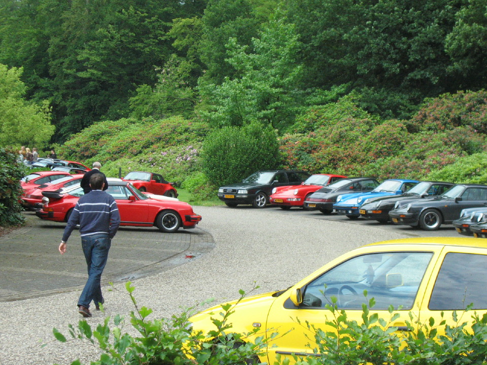 #10329 - Ook aan de andere kant geparkeerd