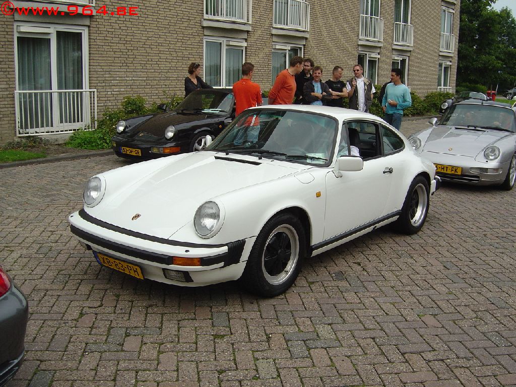 #12008 - Marco apetrots in zen witte pijl