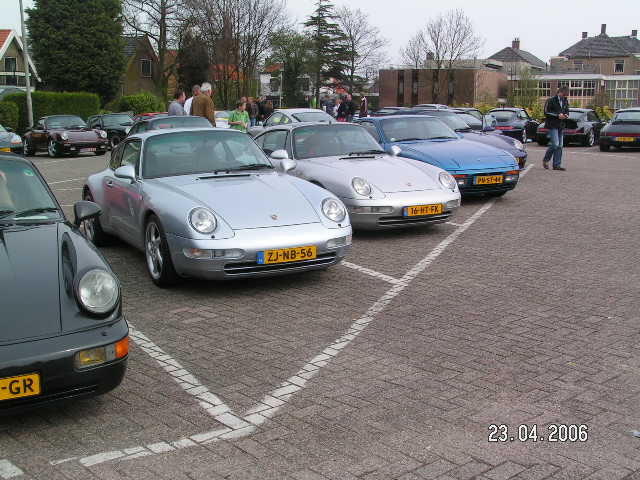 #16745 - Netjes geparkeerd