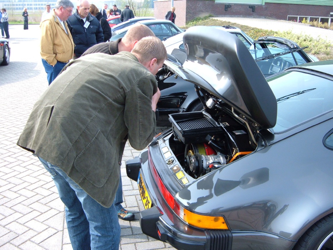 #16776 - wat zit daar?