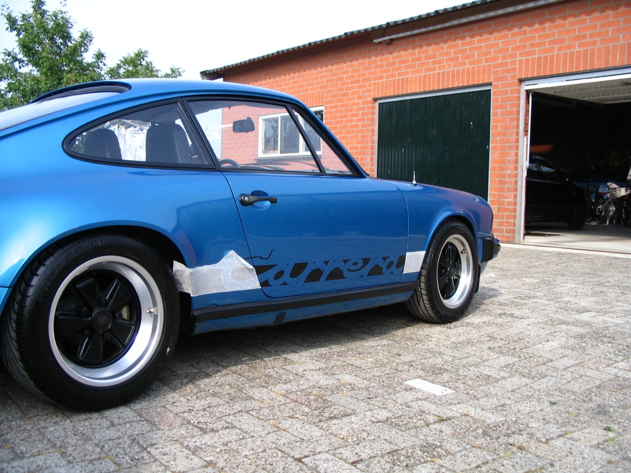 #19597 - volgende dag papierrug voorzichtig verwijderen #19597 - volgende dag papierrug voorzichtig verwijderen