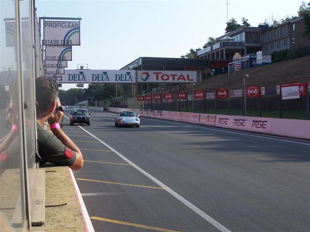 #21006 - Trek 'm d'r uit, he!