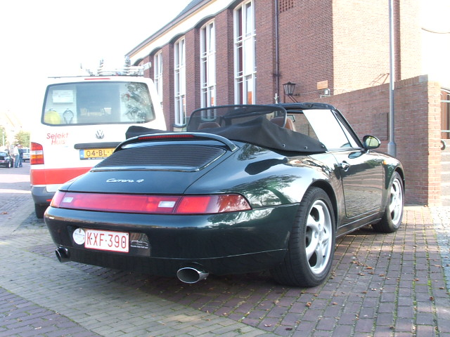 #28381 - Porsche Meets Corvette