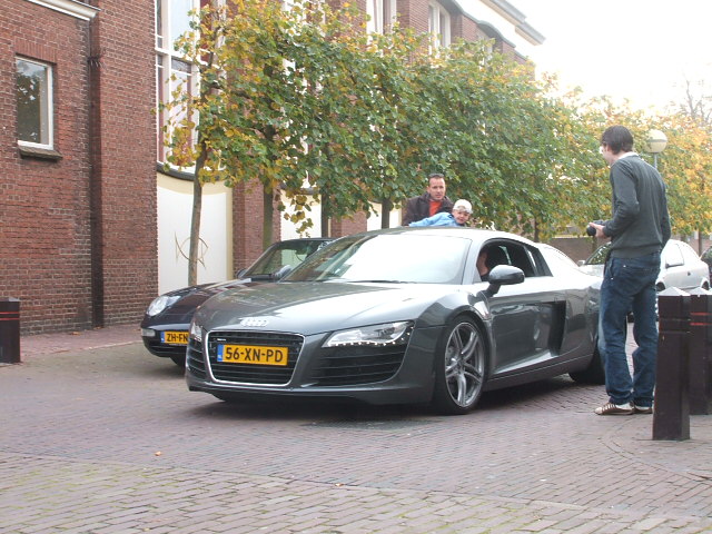 #28441 - R8 op bezoek