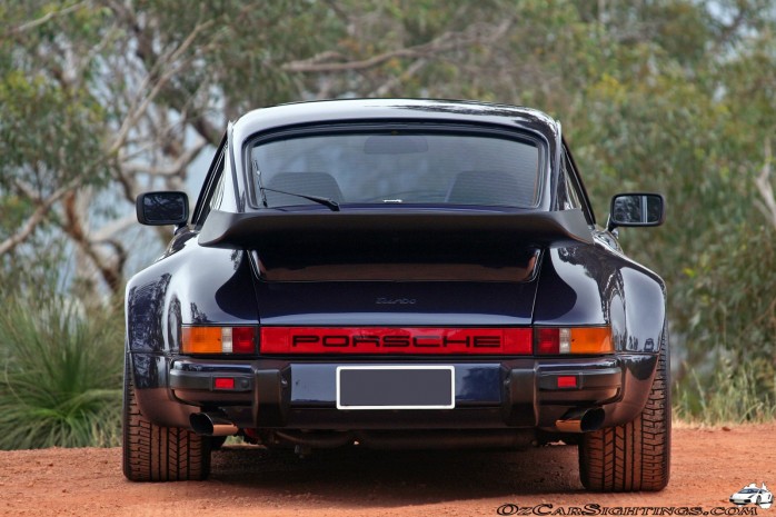 #36001 - Porsche 930 Turbo (rear)