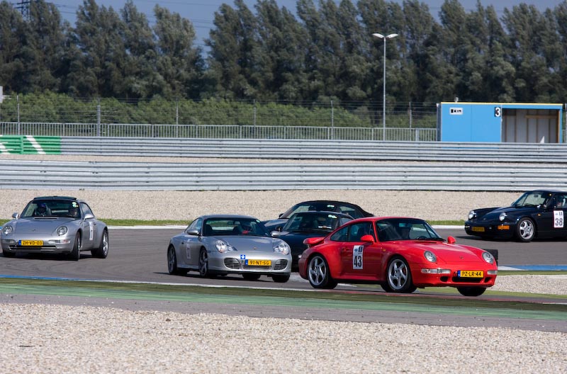 #37130 - Porsche motion 2008 groepje