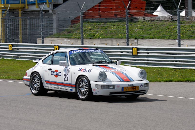 #37141 - Porsche motion 2008 Een Martini graag
