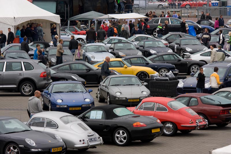 #37164 - Porsche motion 2008 parking 1