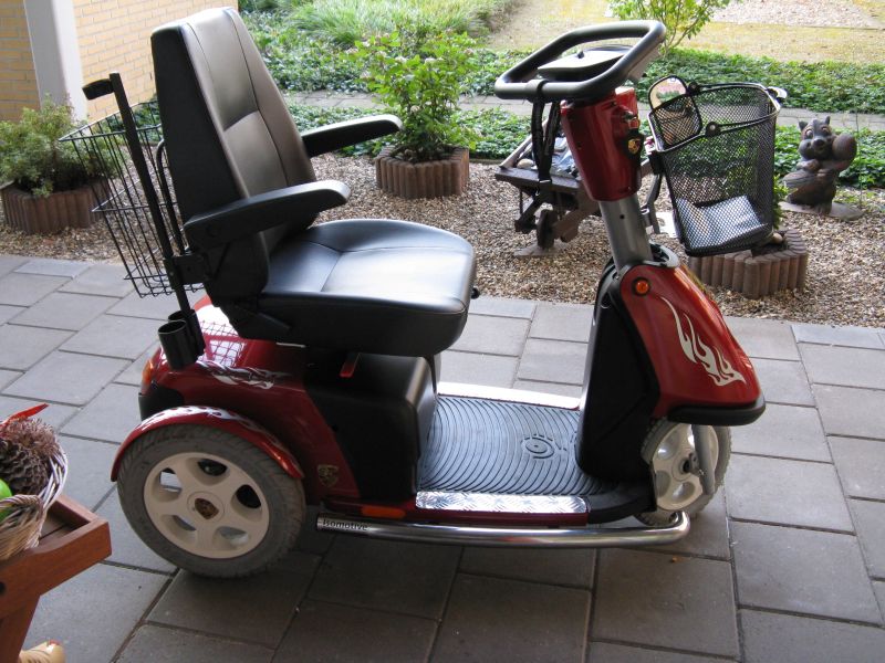 #38337 - porsche scootmobiel met sidebars