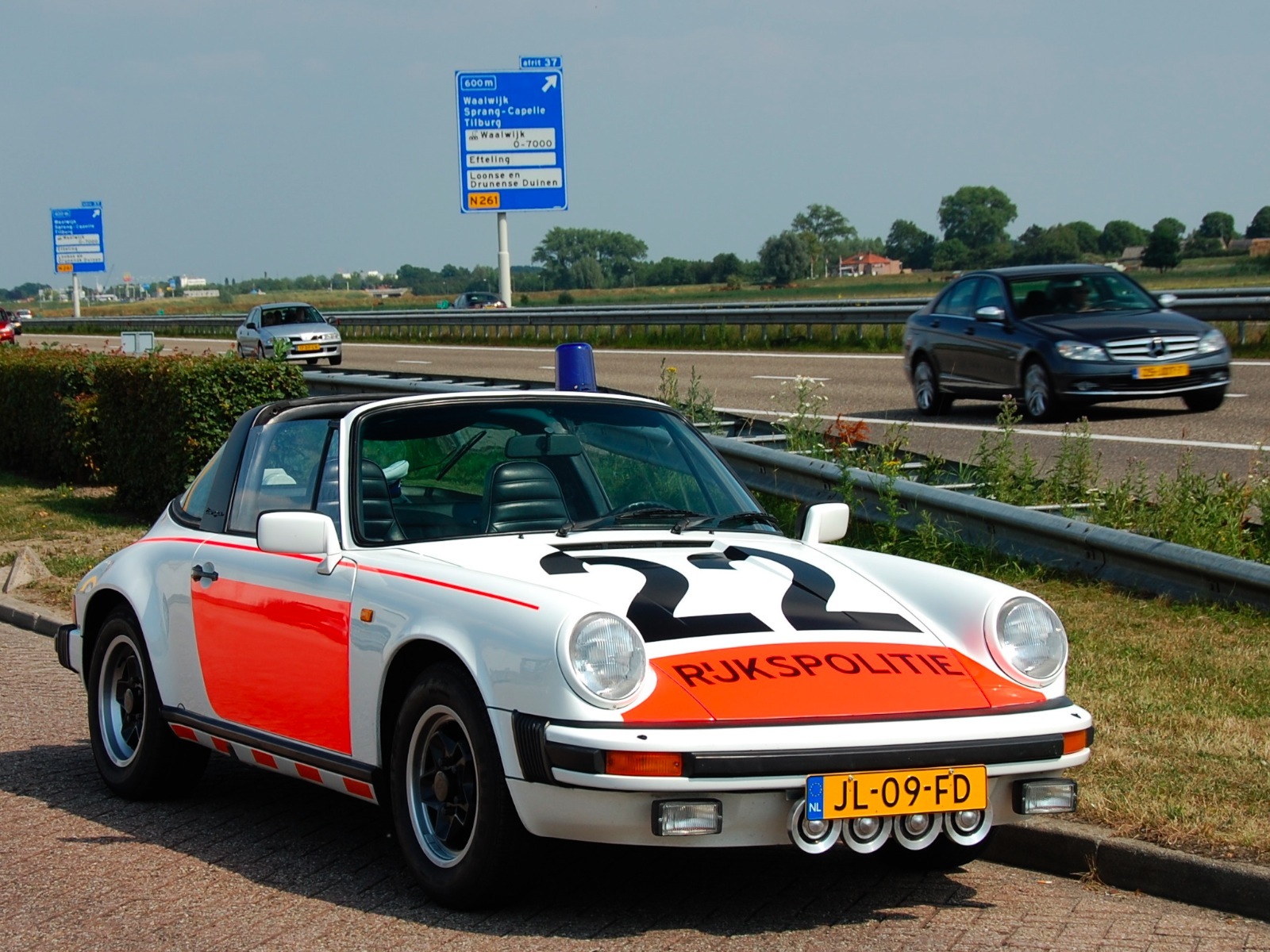 #49233 - Rijkspolitie survivor