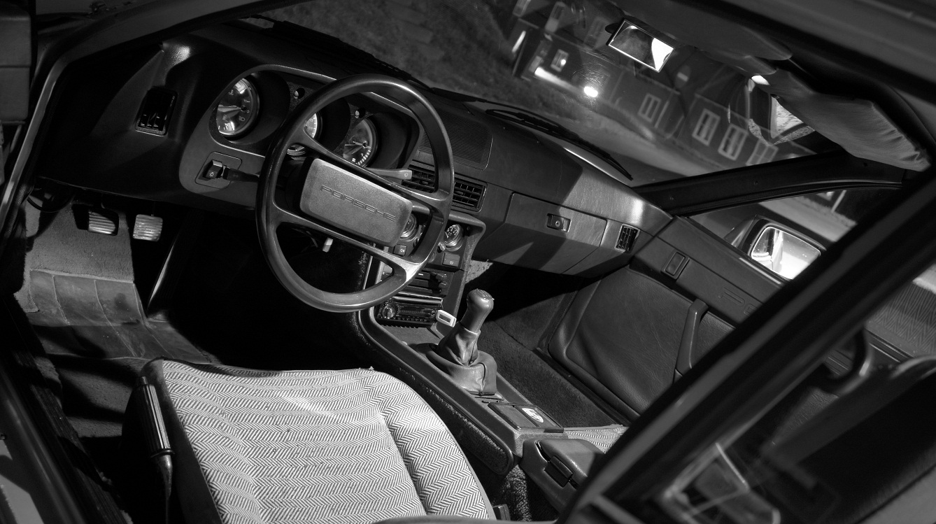 #51885 - Porsche 924 Cyriel Gaemers #51885 - Porsche 924 Cyriel Gaemers