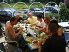 Lunch en tevens "aanhaakpunt" voor de "laatkomers".