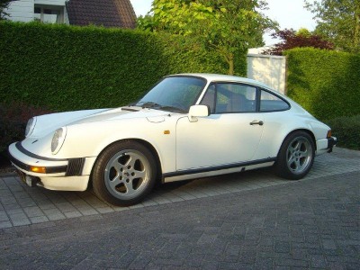 Porsche 911 SC (2).jpg (108.4 KiB) 4429 keer bekeken Porsche 911 SC (2).jpg