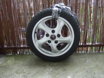 winterbanden.jpg (197.66 KiB) 1151 keer bekeken winterbanden.jpg