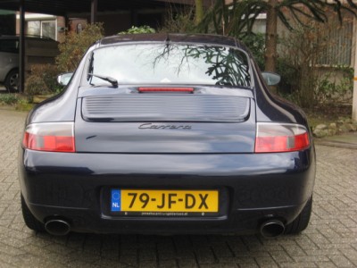 Porsche en kerstborrel 114.jpg (112.63 KiB) 7813 keer bekeken Porsche en kerstborrel 114.jpg