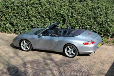 1LAhoog_cab_kleinst.jpg (245.91 KiB) 1871 keer bekeken 1LAhoog_cab_kleinst.jpg