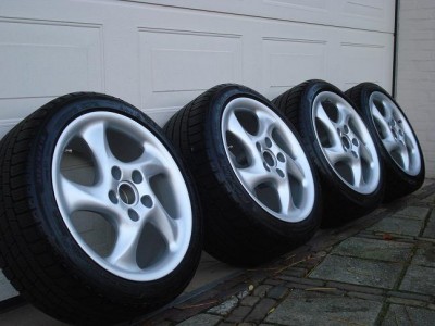 porsche winterset 18 inch.jpg (60.03 KiB) 998 keer bekeken porsche winterset 18 inch.jpg