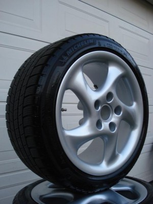porsche winterset.jpg (50.97 KiB) 1000 keer bekeken porsche winterset.jpg