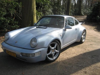 porsche linksvoor.jpg (148.61 KiB) 1265 keer bekeken porsche linksvoor.jpg