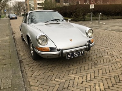 Porsche 1.jpg