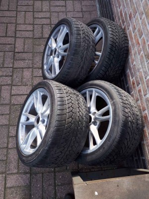 997 winter c4s.jpg (170.07 KiB) 1444 keer bekeken 997 winter c4s.jpg