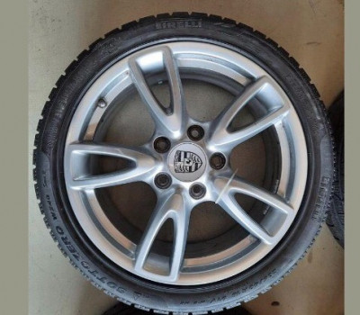 Carrera IV velg.JPG