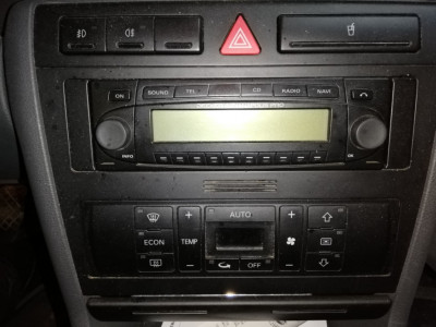 Becker radio2 (exemplaar).jpg (169.93 KiB) 5703 keer bekeken Becker radio2 (exemplaar).jpg