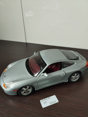 996 Coupe Burago.jpeg
