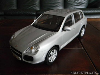 Cayenne.jpg (34.2 KiB) 4786 keer bekeken Cayenne.jpg